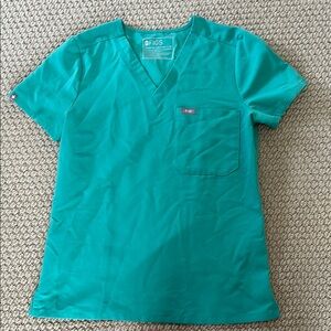 Figs Surgical Green One Pocket Scrub Top